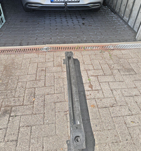 STOßSTANGENVERSTÄRKUNG