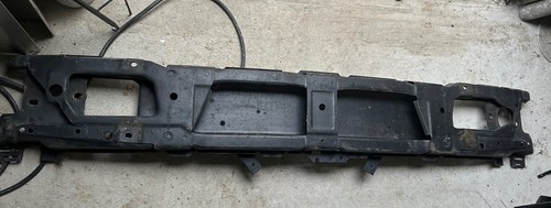 Stoßstangenverstärker vorne